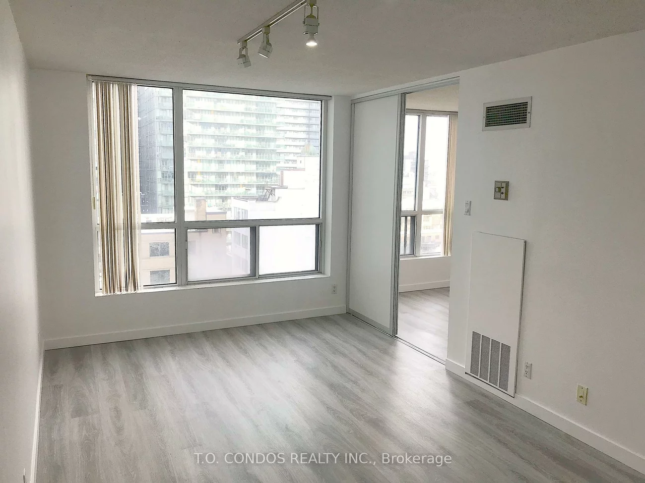 92, King, Church-Yonge Corridor, Toronto