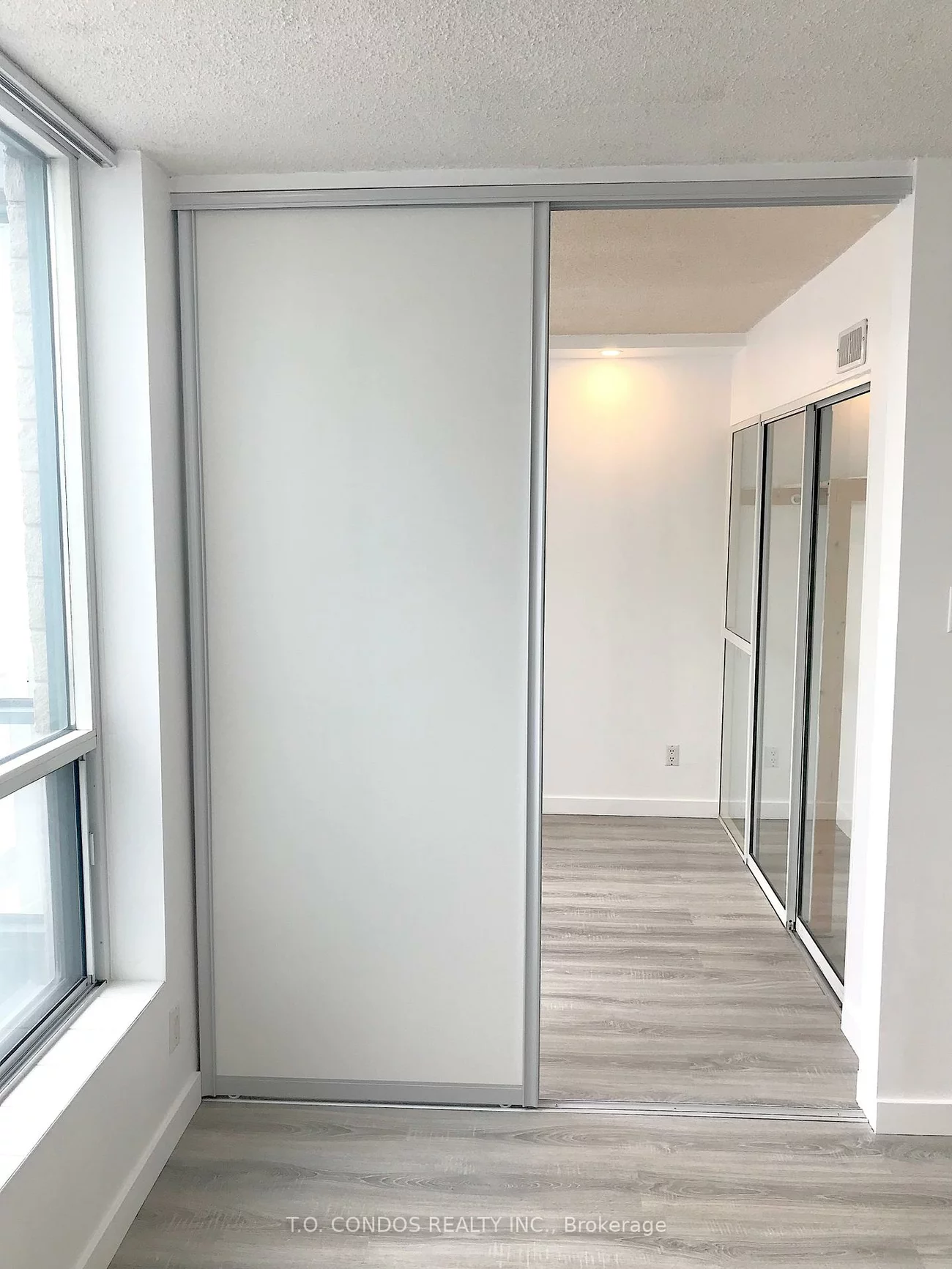 92, King, Church-Yonge Corridor, Toronto