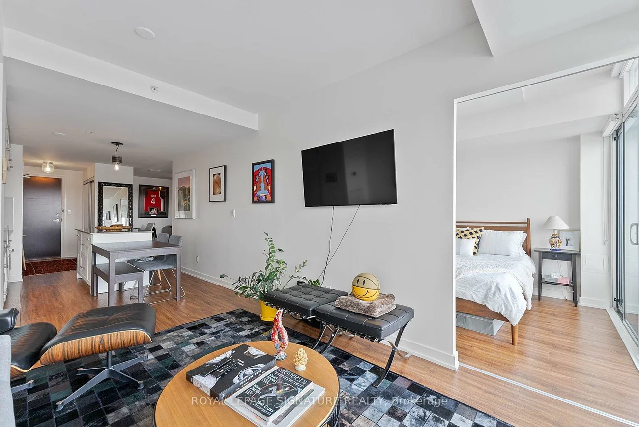 205, Manning, Trinity-Bellwoods, Toronto