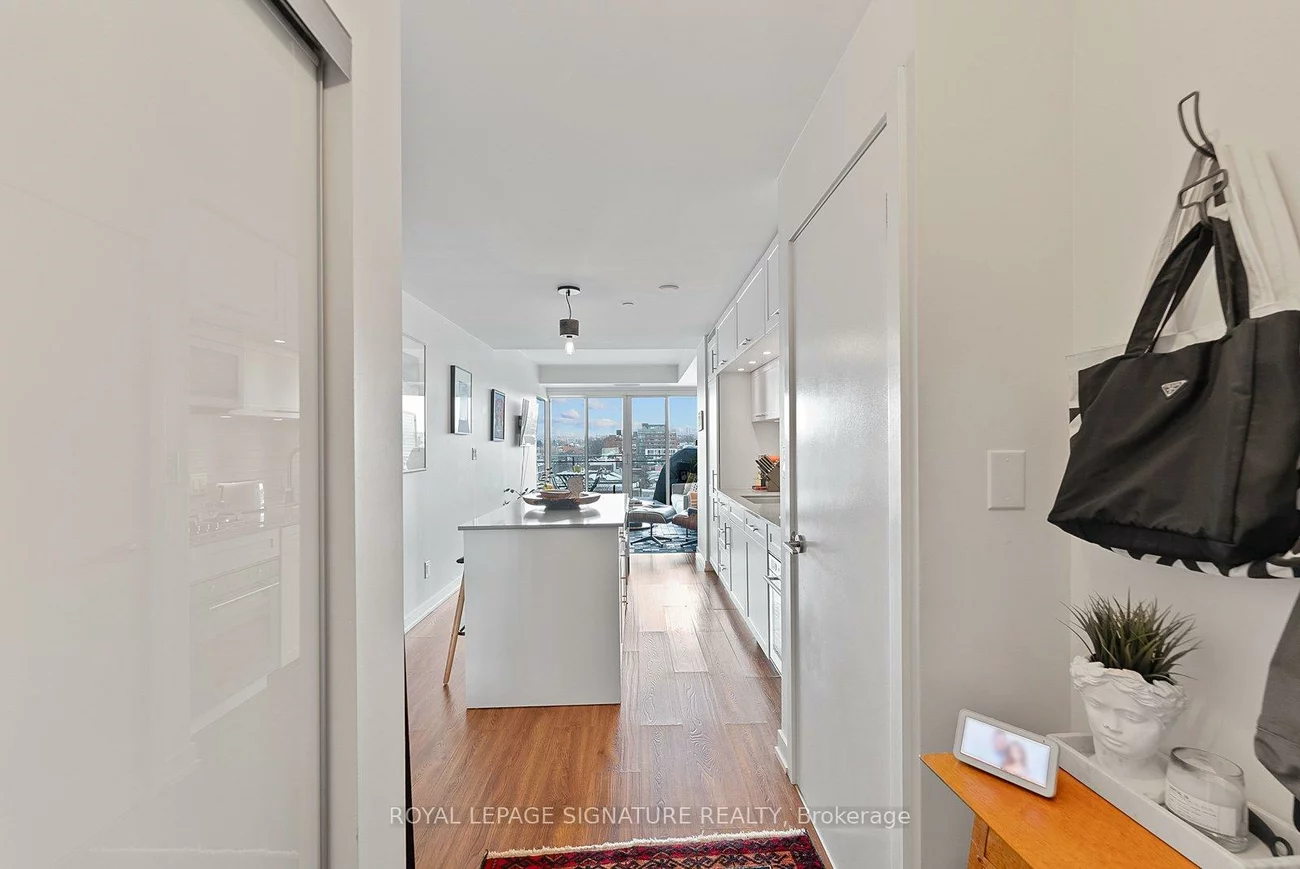 205, Manning, Trinity-Bellwoods, Toronto