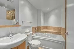 218, Queens Quay, Waterfront Communities C1, Toronto