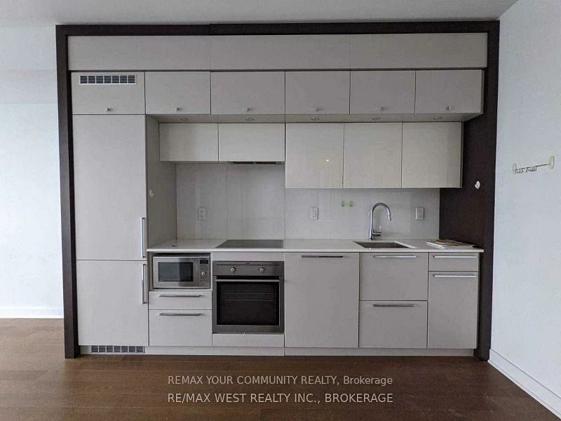 15, Grenville, Bay Street Corridor, Toronto