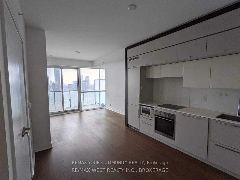 15, Grenville, Bay Street Corridor, Toronto