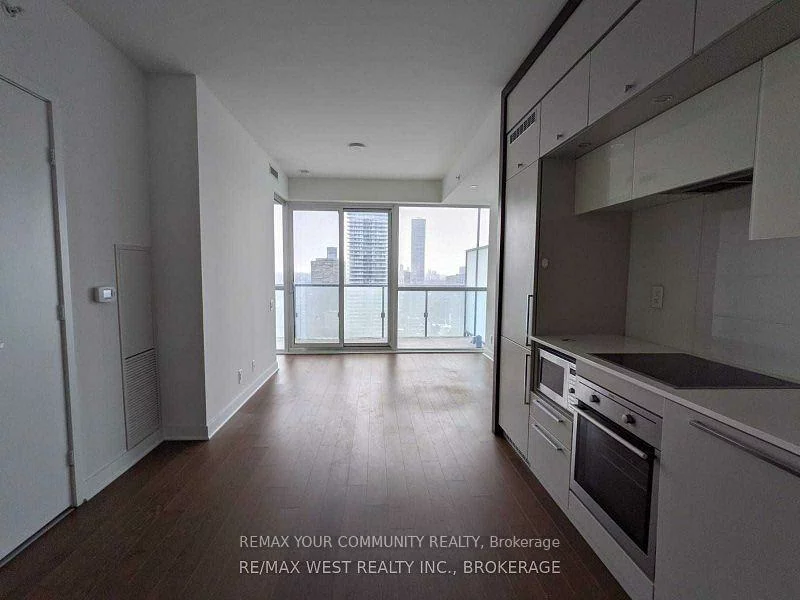 15, Grenville, Bay Street Corridor, Toronto