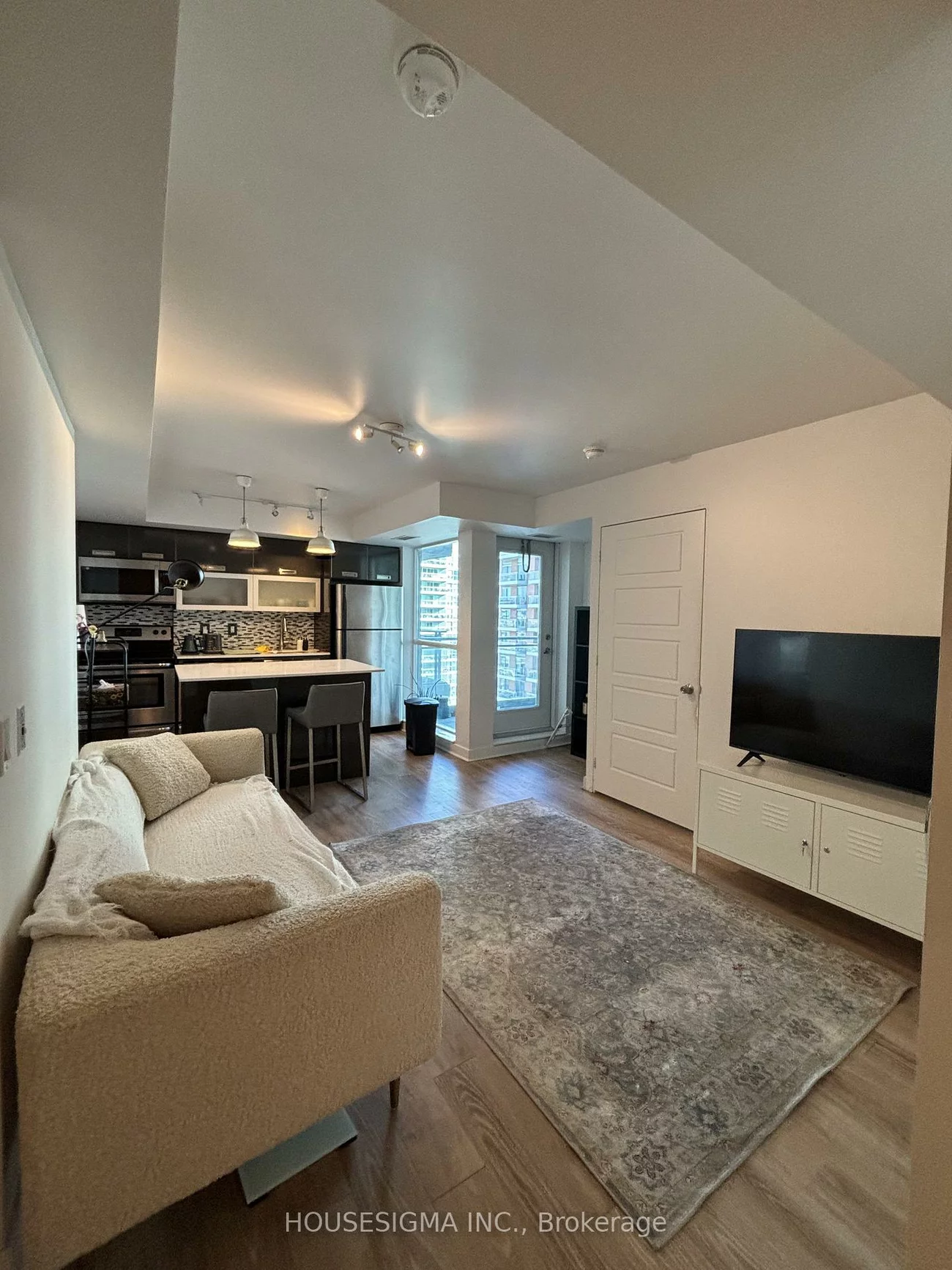 100, Western Battery, Niagara, Toronto