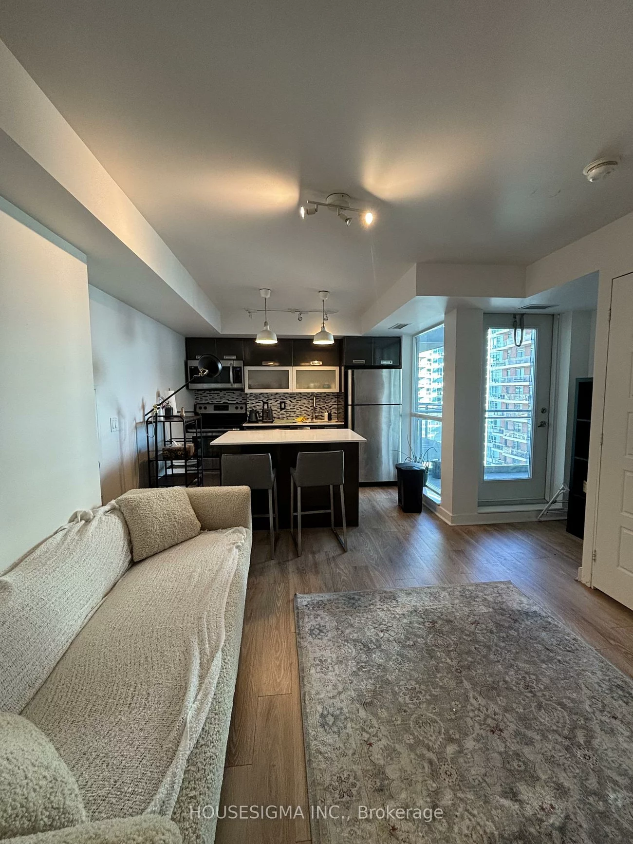 100, Western Battery, Niagara, Toronto