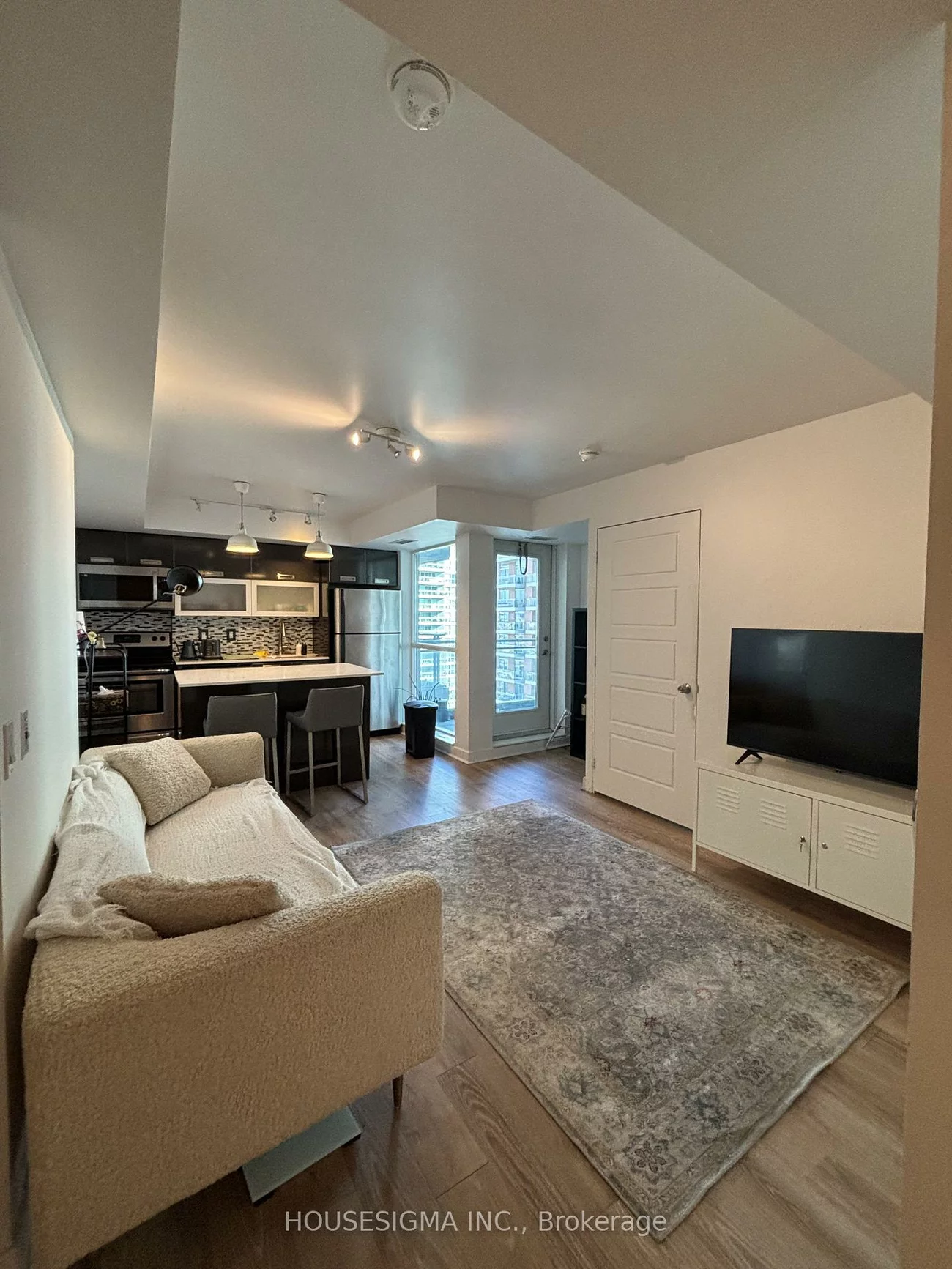 100, Western Battery, Niagara, Toronto