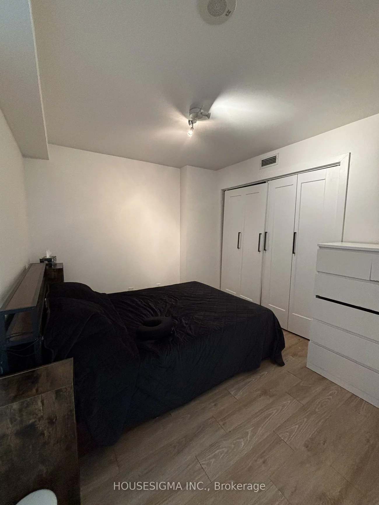 100, Western Battery, Niagara, Toronto