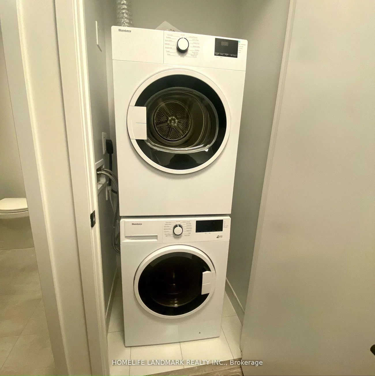 108, Peter, Waterfront Communities C1, Toronto