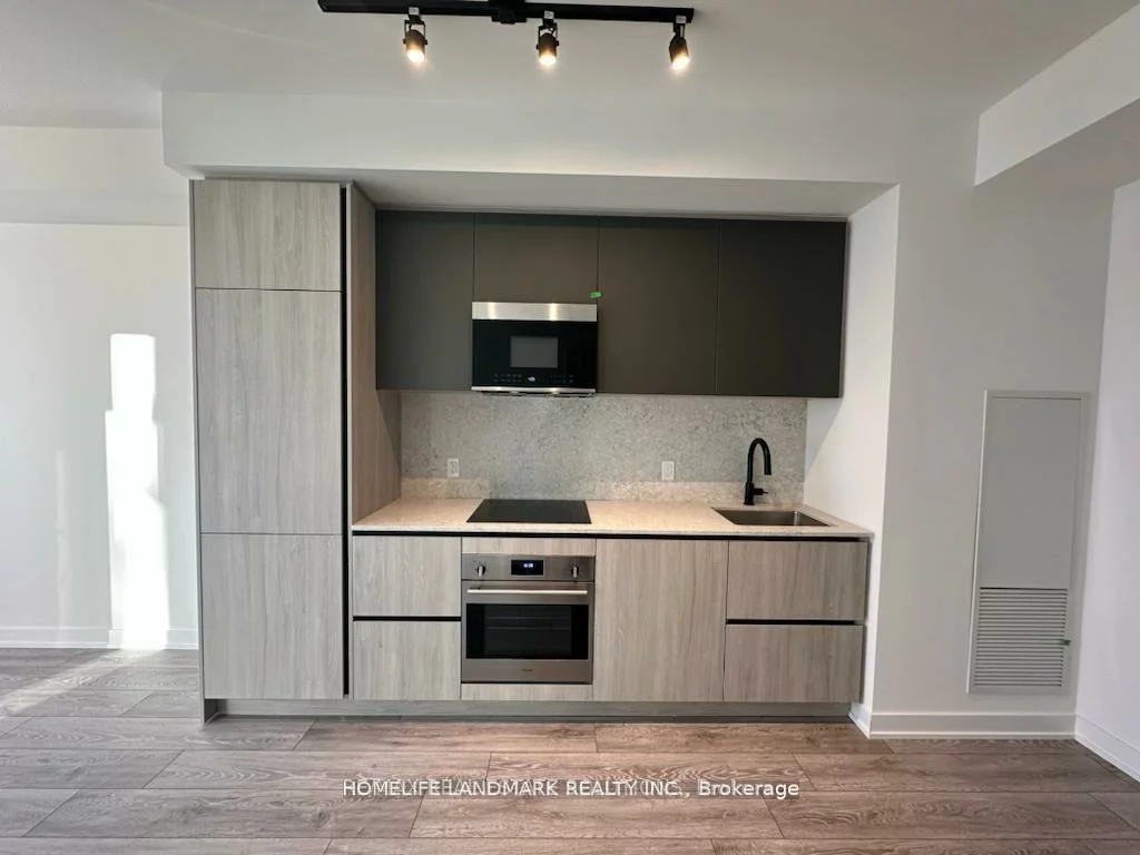 108, Peter, Waterfront Communities C1, Toronto