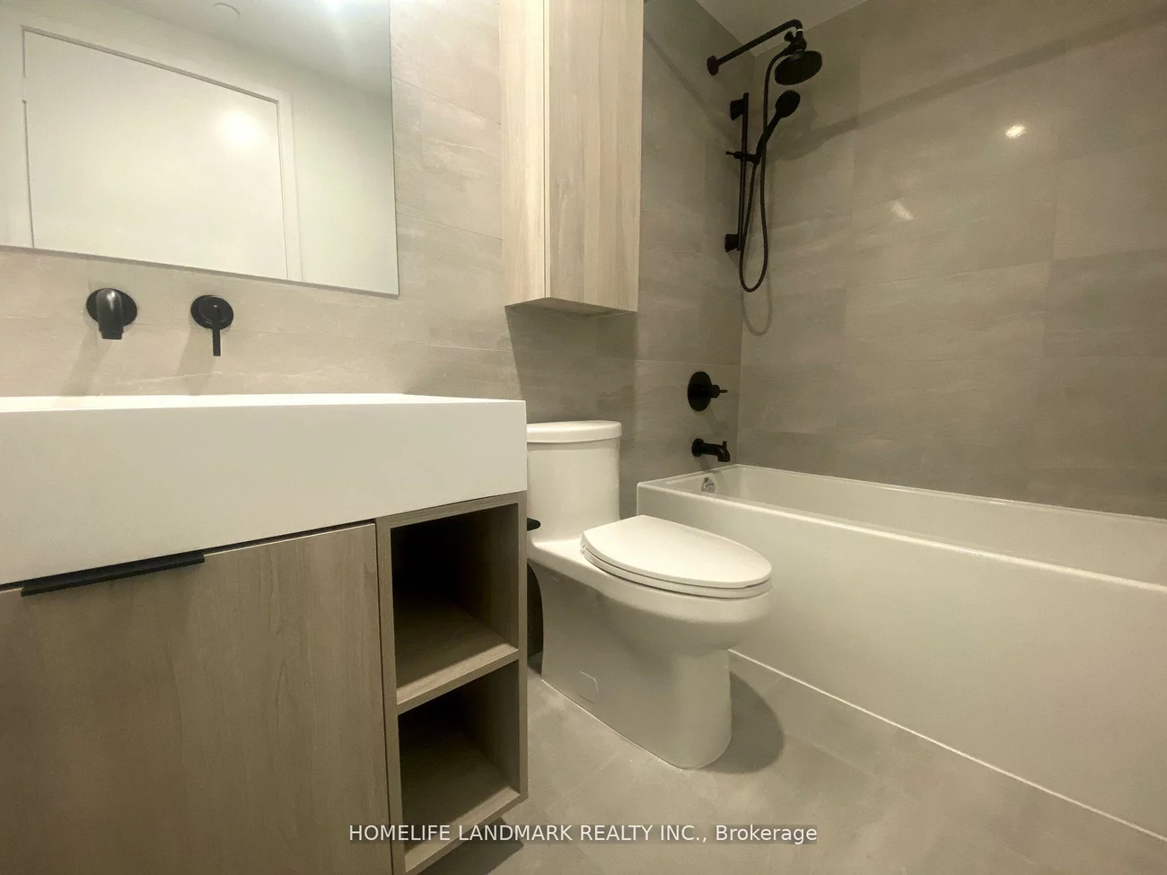 108, Peter, Waterfront Communities C1, Toronto