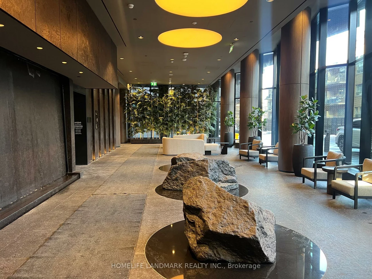 110, broadway, Mount Pleasant West, Toronto