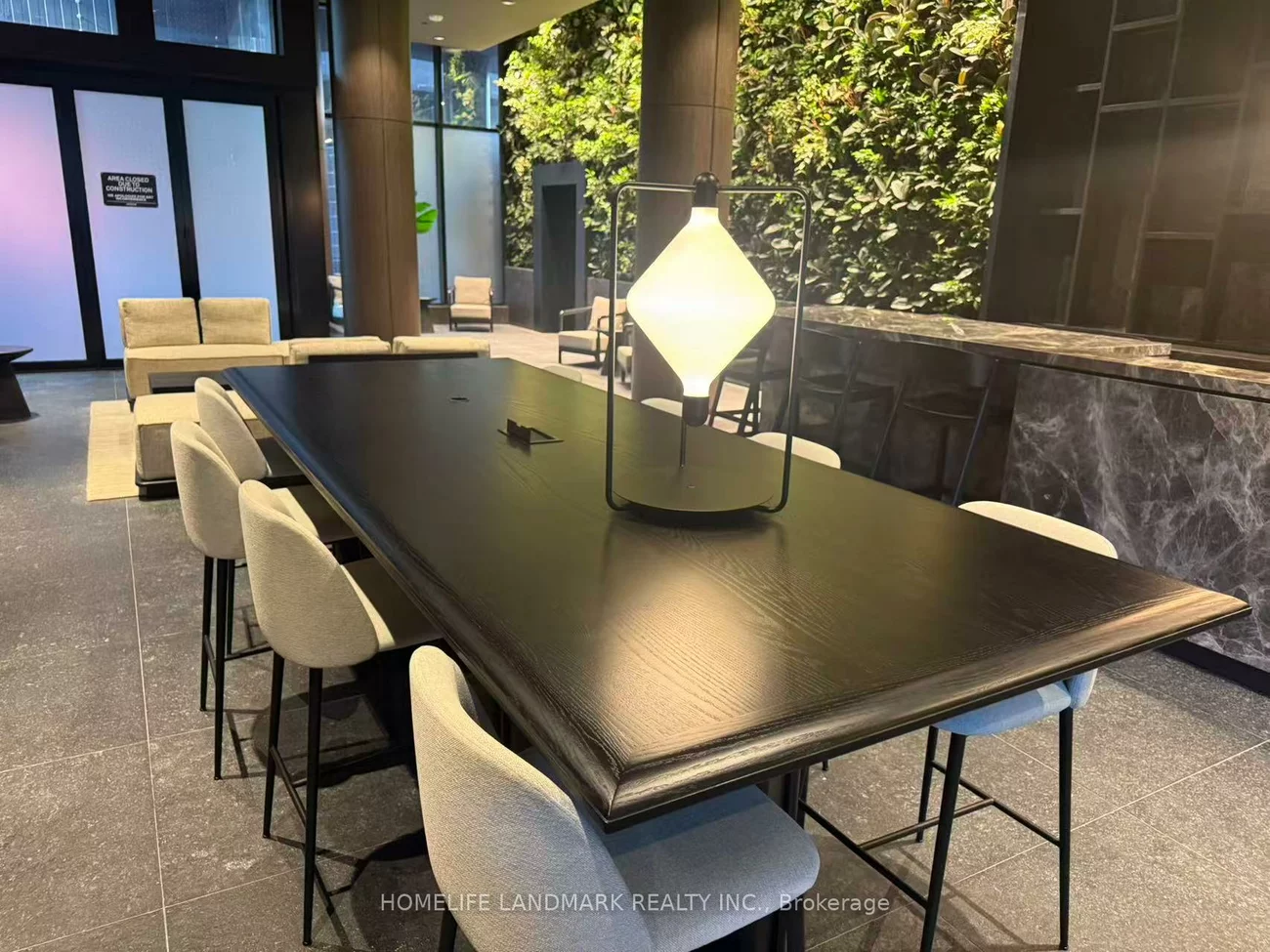 110, broadway, Mount Pleasant West, Toronto