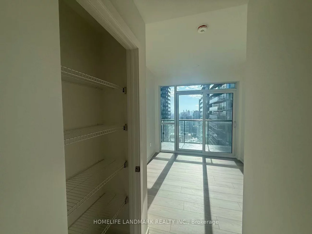 110, broadway, Mount Pleasant West, Toronto