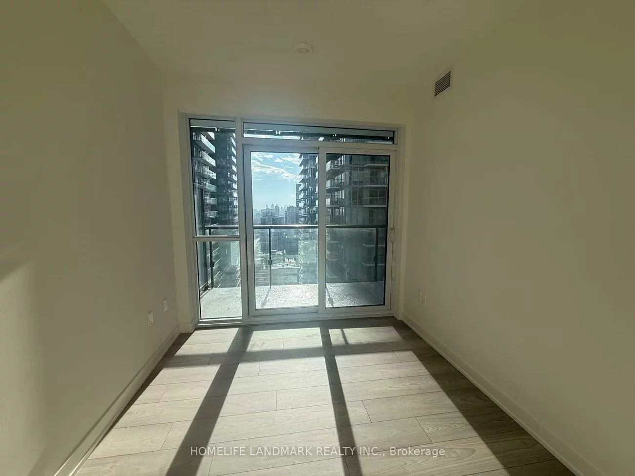 110, broadway, Mount Pleasant West, Toronto