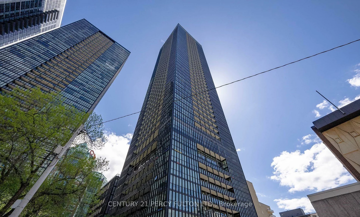 101, Charles, Church-Yonge Corridor, Toronto