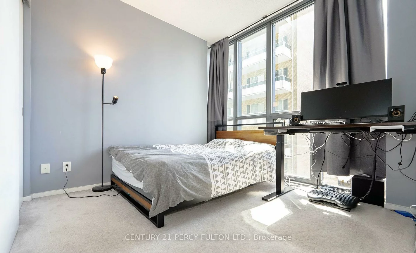 101, Charles, Church-Yonge Corridor, Toronto