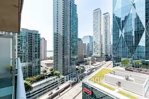 18, Yonge, Waterfront Communities C1, Toronto