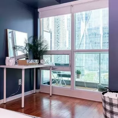 18, Yonge, Waterfront Communities C1, Toronto