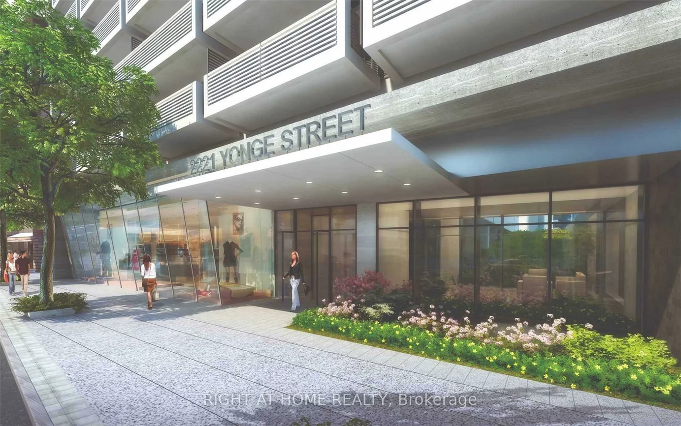 2221, Yonge, Mount Pleasant West, Toronto