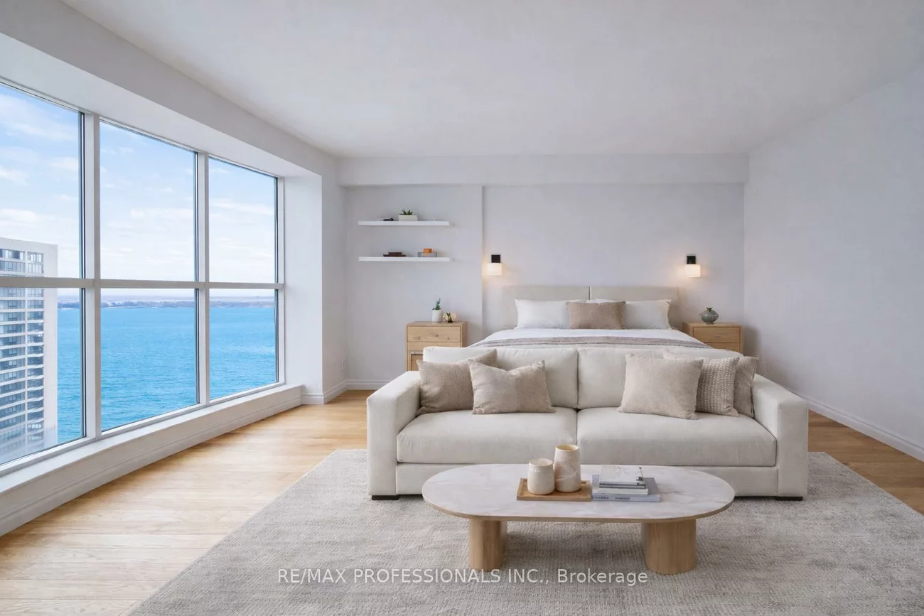 77, Harbour, Waterfront Communities C1, Toronto