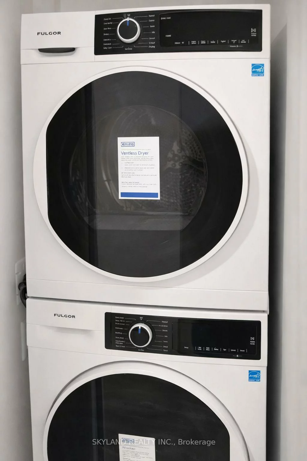 180, Front, Moss Park, Toronto