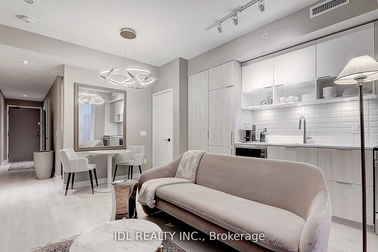 60, Tannery, Waterfront Communities C8, Toronto