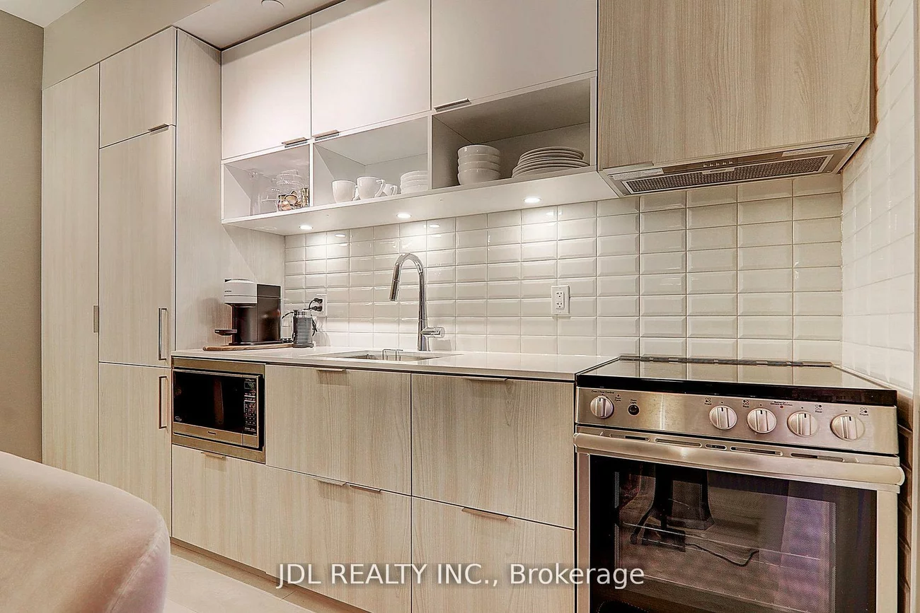 60, Tannery, Waterfront Communities C8, Toronto