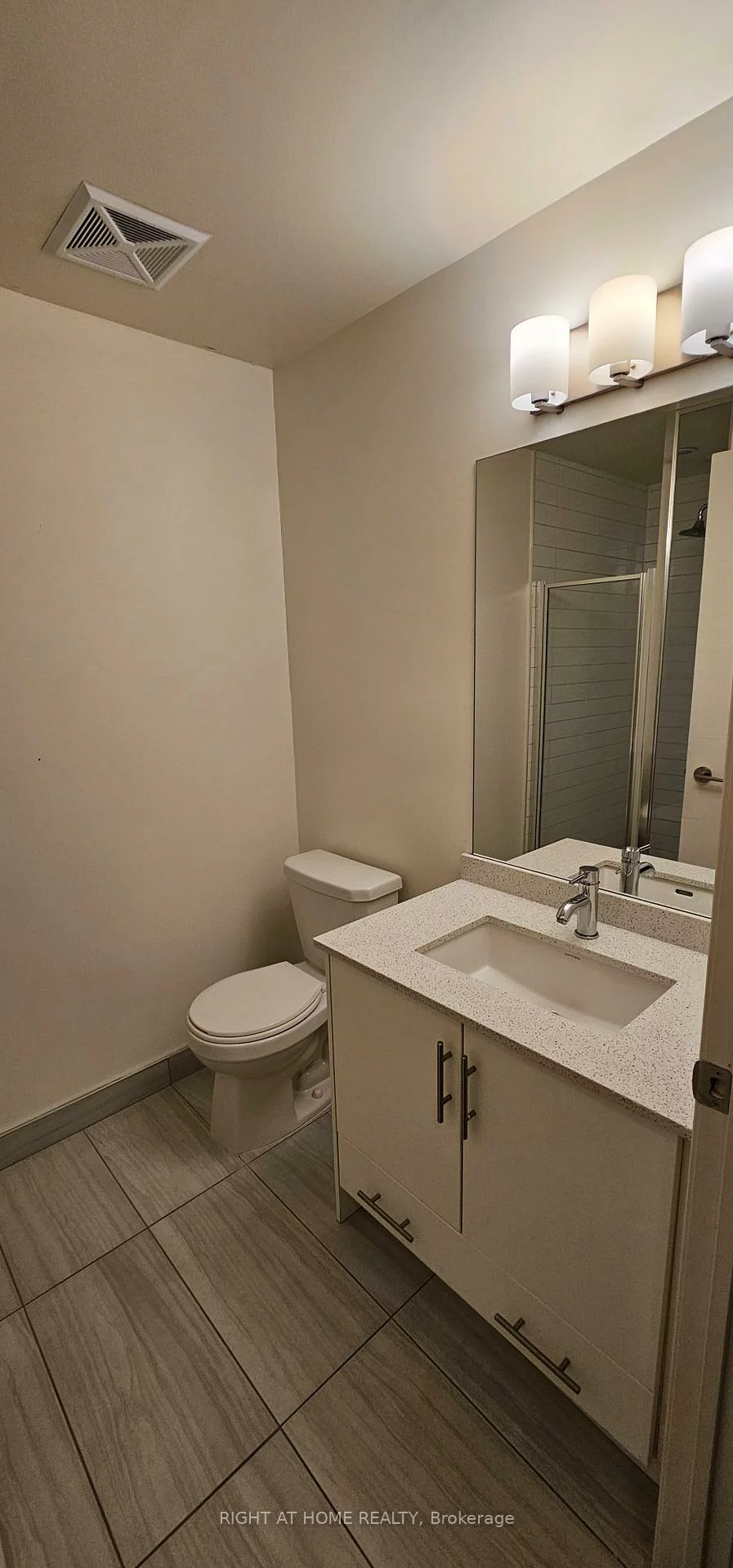 460, Adelaide, Moss Park, Toronto