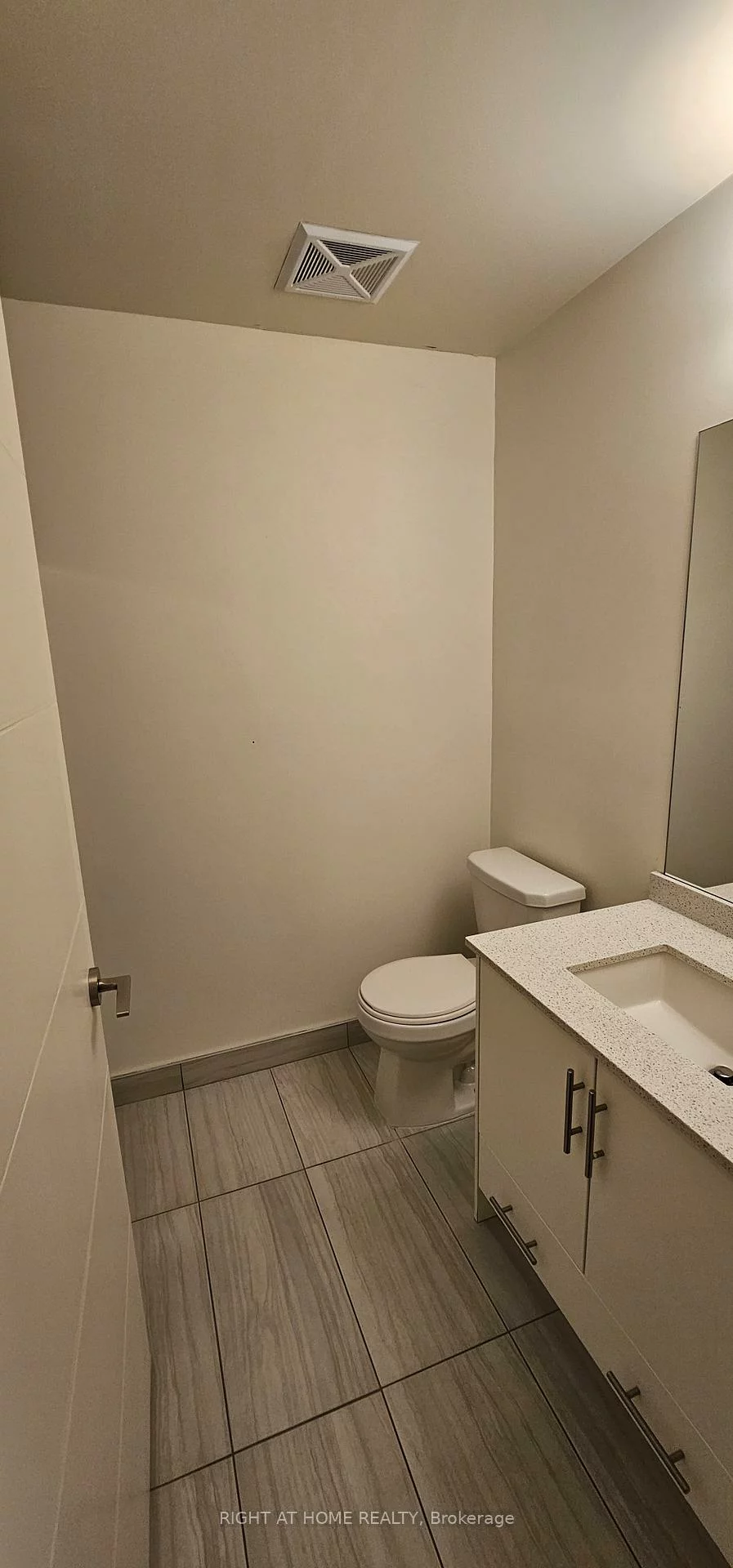 460, Adelaide, Moss Park, Toronto