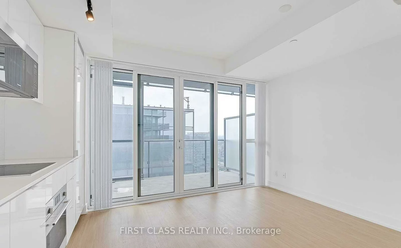 7, Grenville, Bay Street Corridor, Toronto