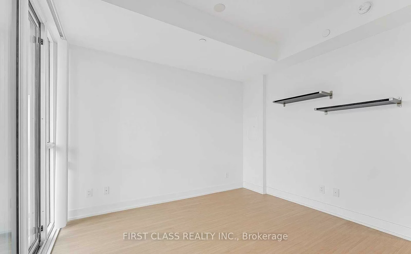 7, Grenville, Bay Street Corridor, Toronto