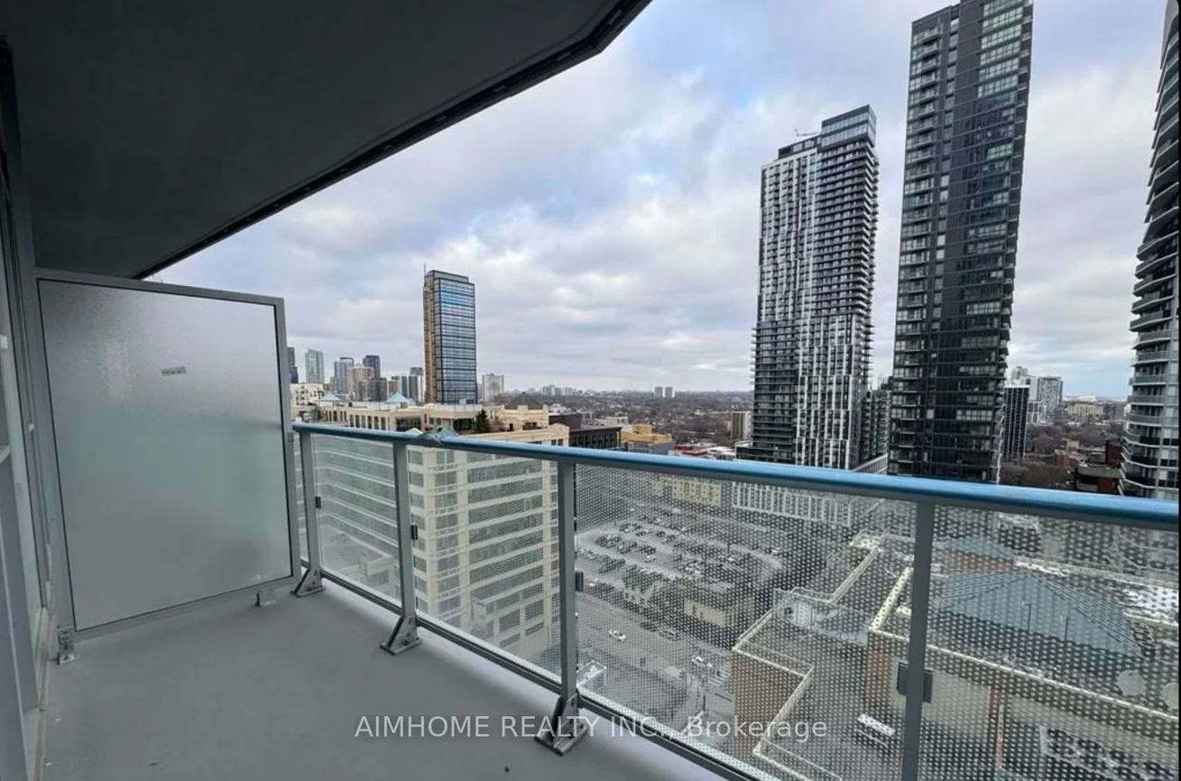 100, Dalhousie, Church-Yonge Corridor, Toronto