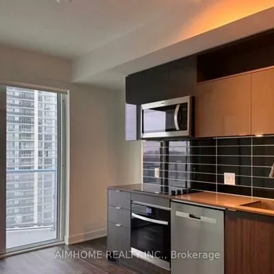 100, Dalhousie, Church-Yonge Corridor, Toronto