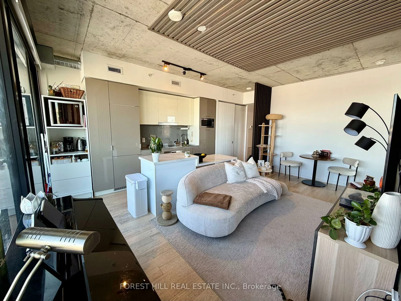 170, Bayview, Waterfront Communities C8, Toronto