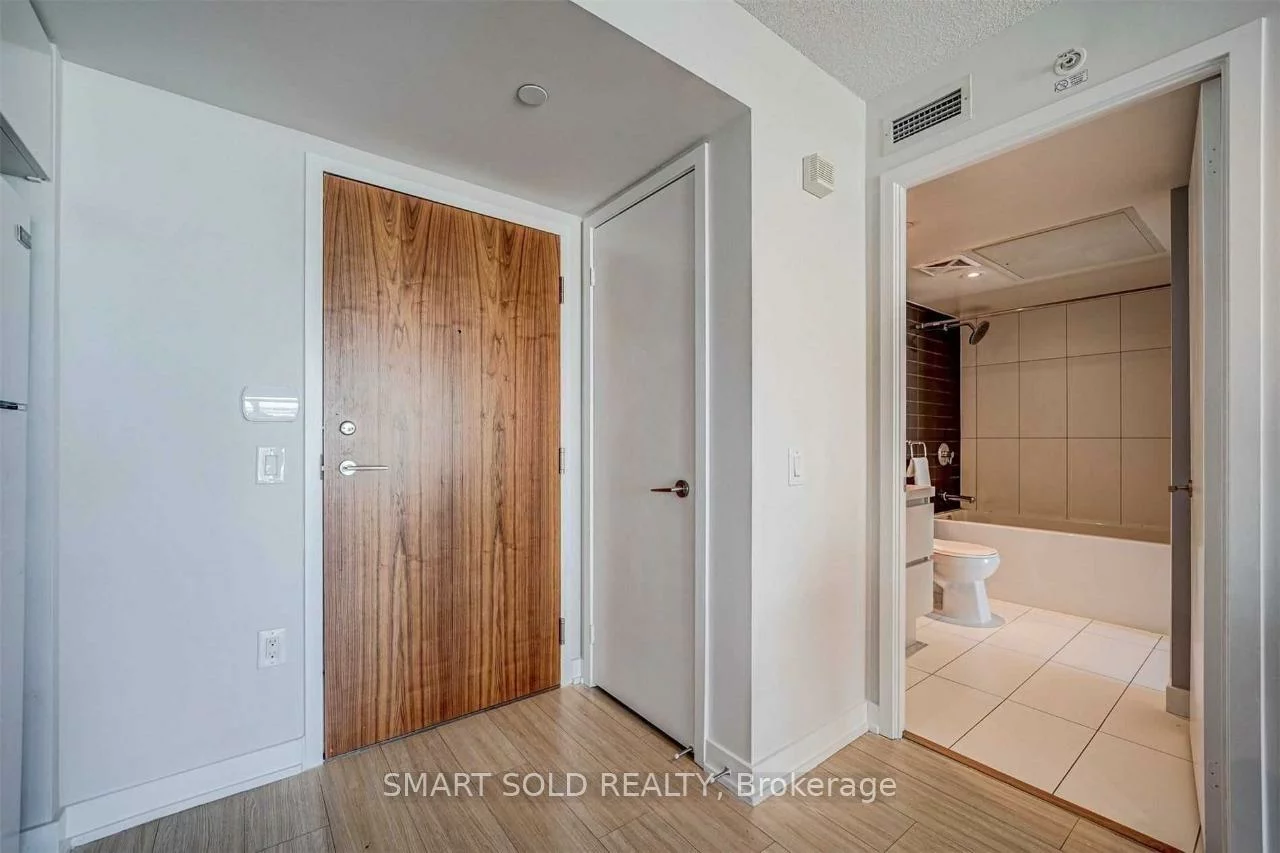 85, Queens Wharf, Waterfront Communities C1, Toronto