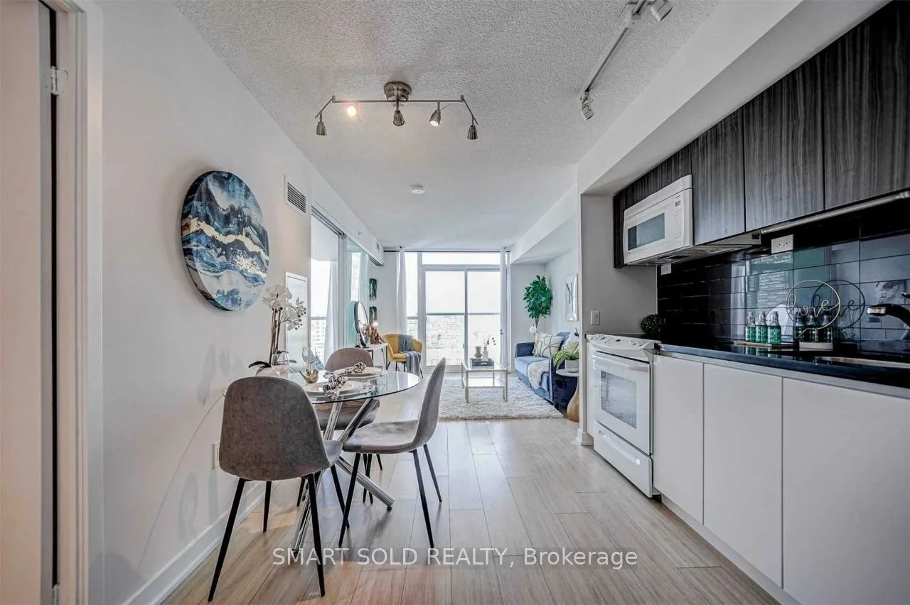 85, Queens Wharf, Waterfront Communities C1, Toronto