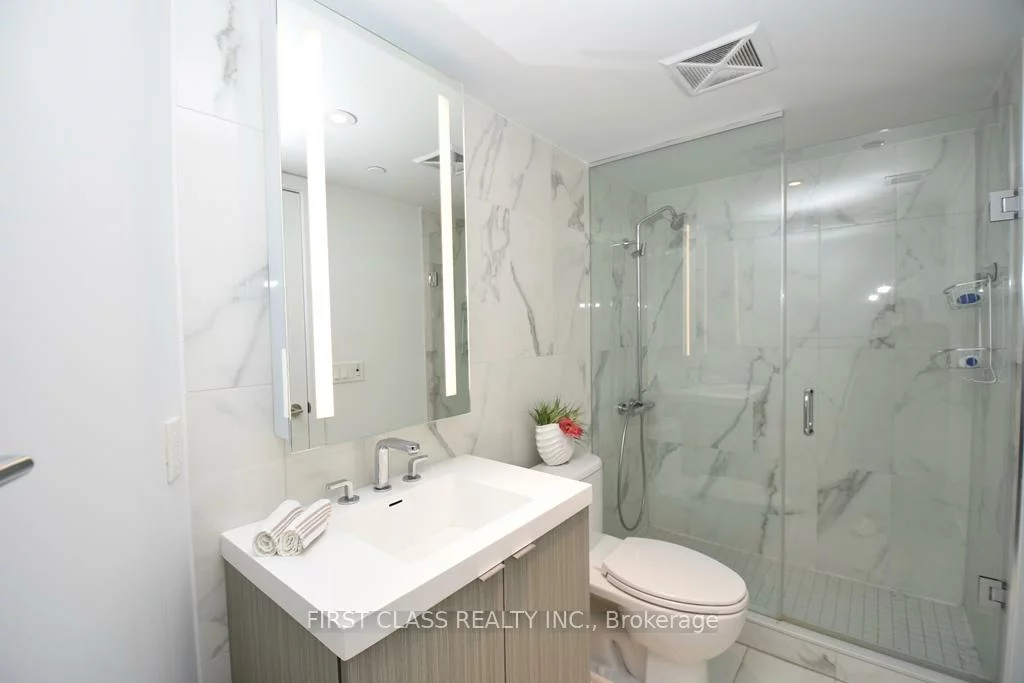 575, Bloor, North St. James Town, Toronto