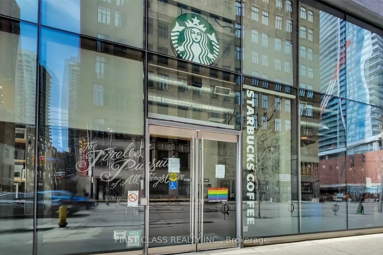 101, Peter, Waterfront Communities C1, Toronto