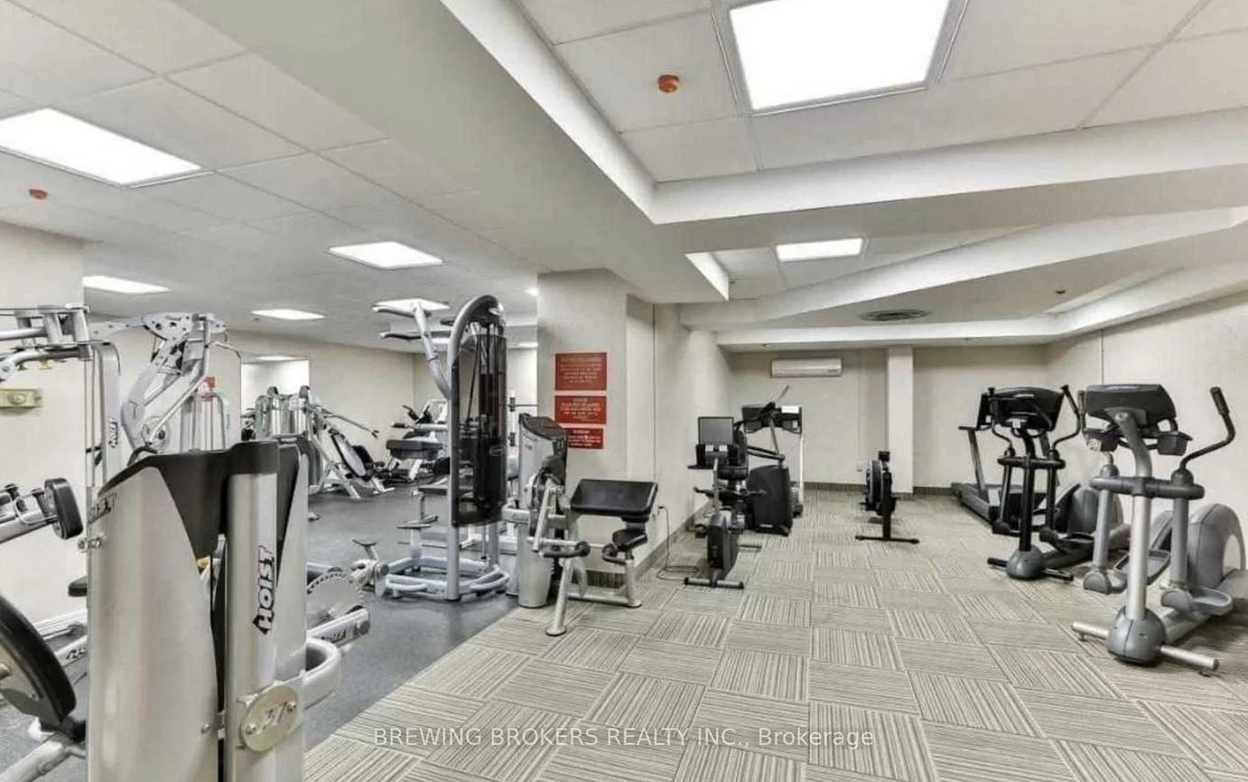 177, Linus, Don Valley Village, Toronto