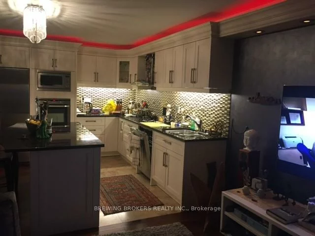 177, Linus, Don Valley Village, Toronto