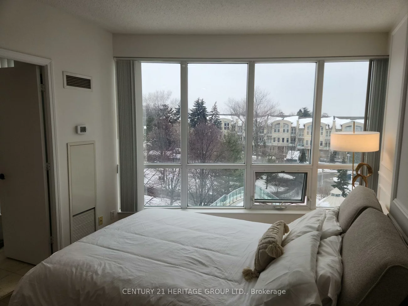 60, Byng, Willowdale East, Toronto