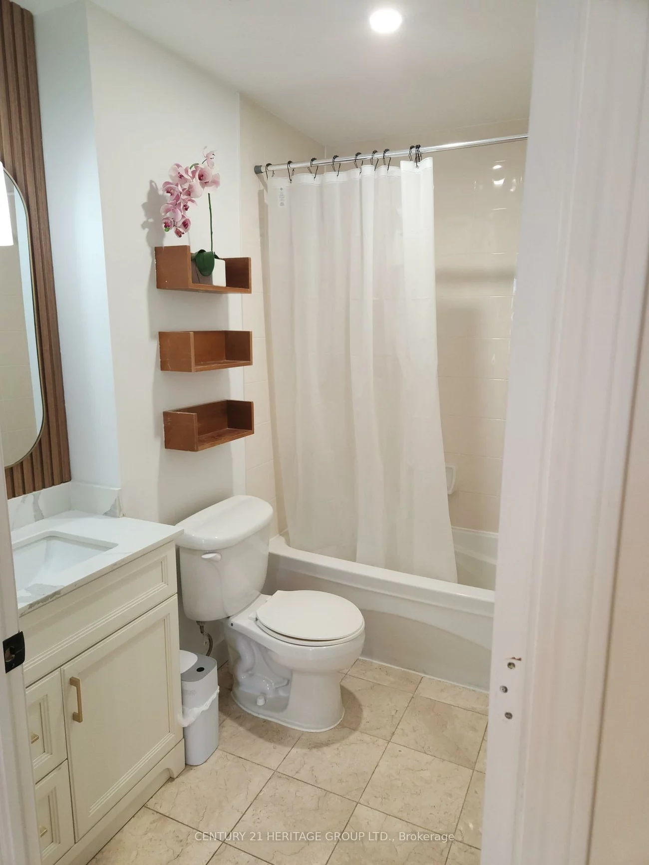 60, Byng, Willowdale East, Toronto