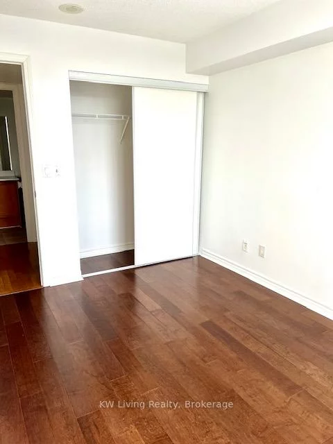 18, Kenaston, Bayview Village, Toronto