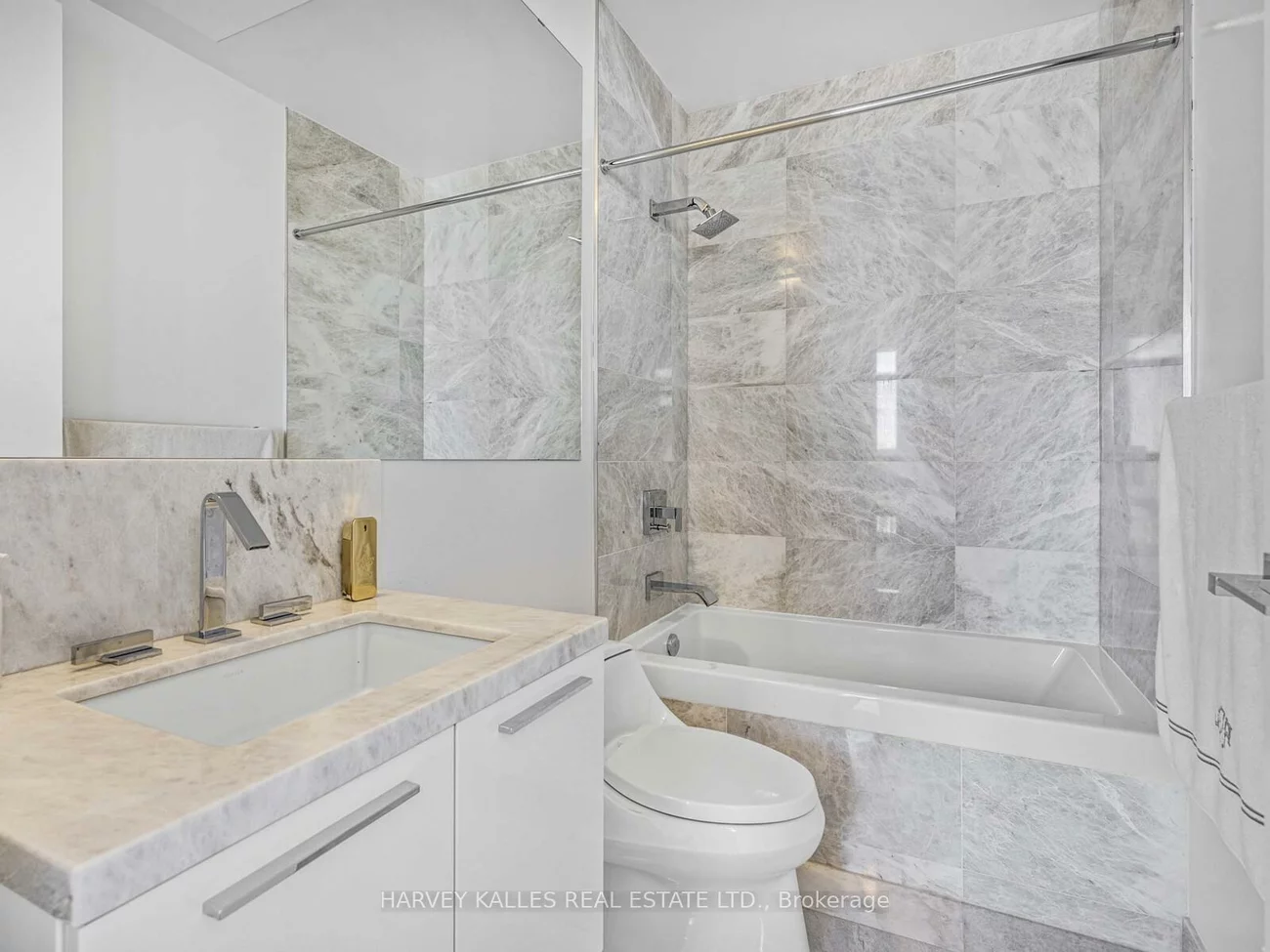 42, Charles, Church-Yonge Corridor, Toronto