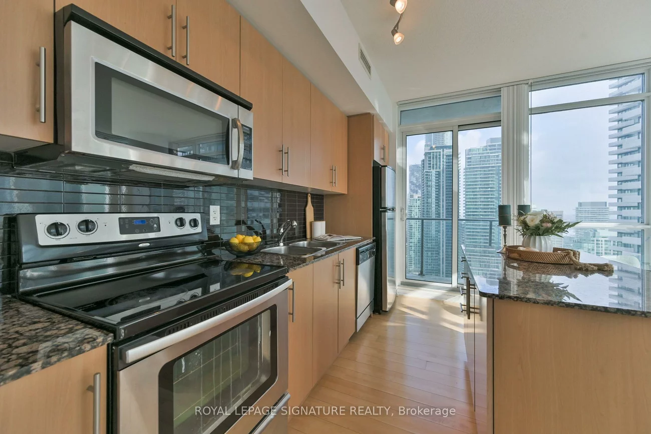 55, Bremner, Waterfront Communities C1, Toronto
