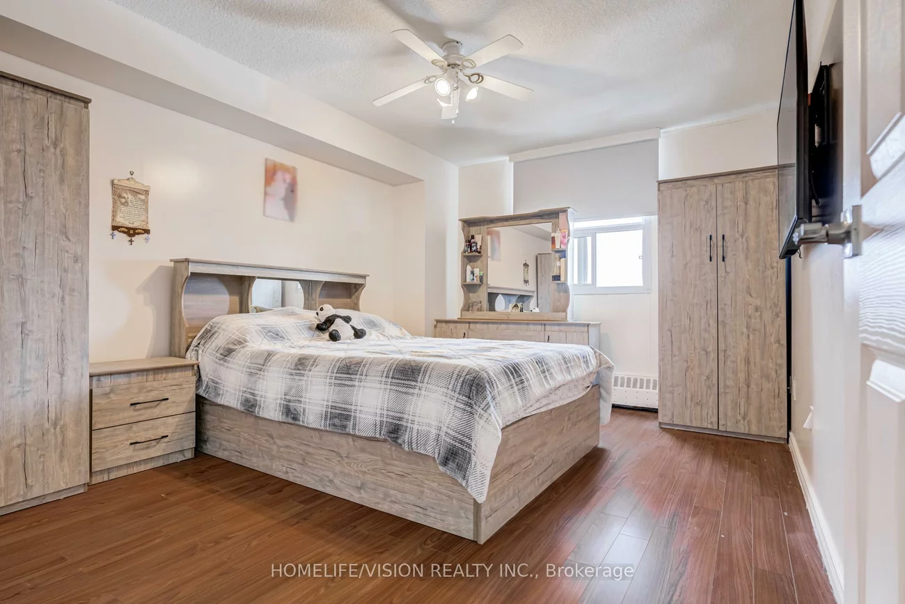 1338, York Mills, Parkwoods-Donalda, Toronto