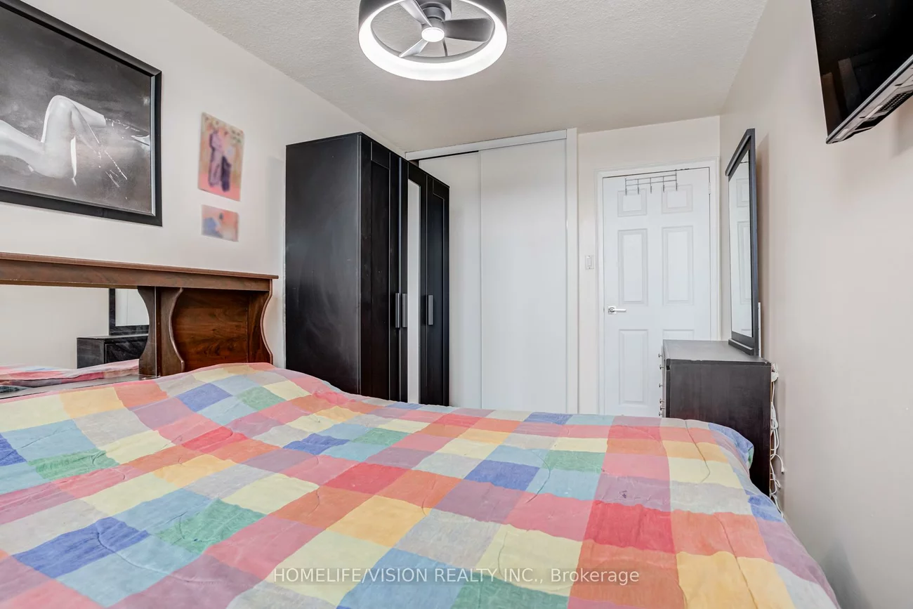 1338, York Mills, Parkwoods-Donalda, Toronto