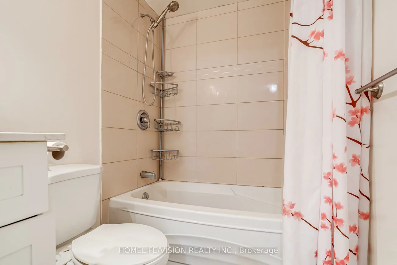 1338, York Mills, Parkwoods-Donalda, Toronto