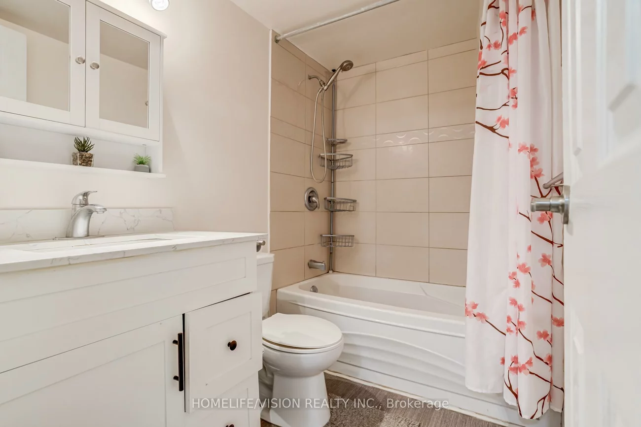 1338, York Mills, Parkwoods-Donalda, Toronto